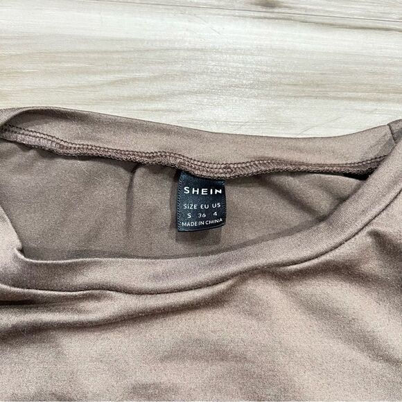 Shein Brown Cowboy Short Sleeve Shirt Women’s Small - Picture 3 of 3